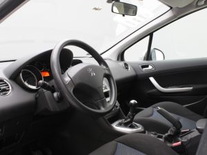 PEUGEOT 308 2011
