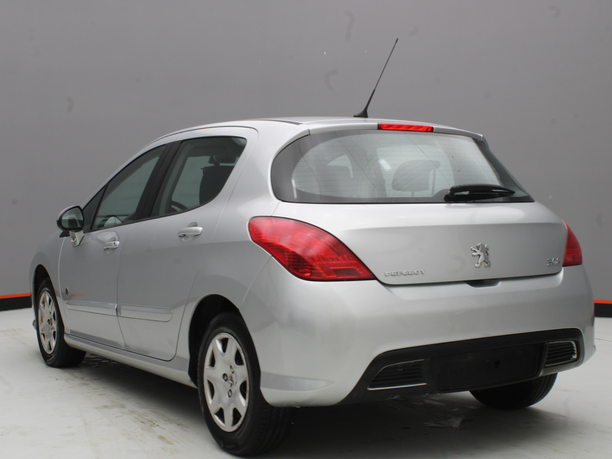 PEUGEOT 308 2011