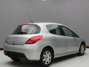 PEUGEOT 308 2011