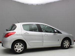 PEUGEOT 308 2011