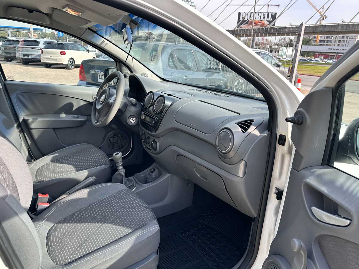 FIAT PALIO ATTRACTIVE 5PTS 1.4 FULL 2013