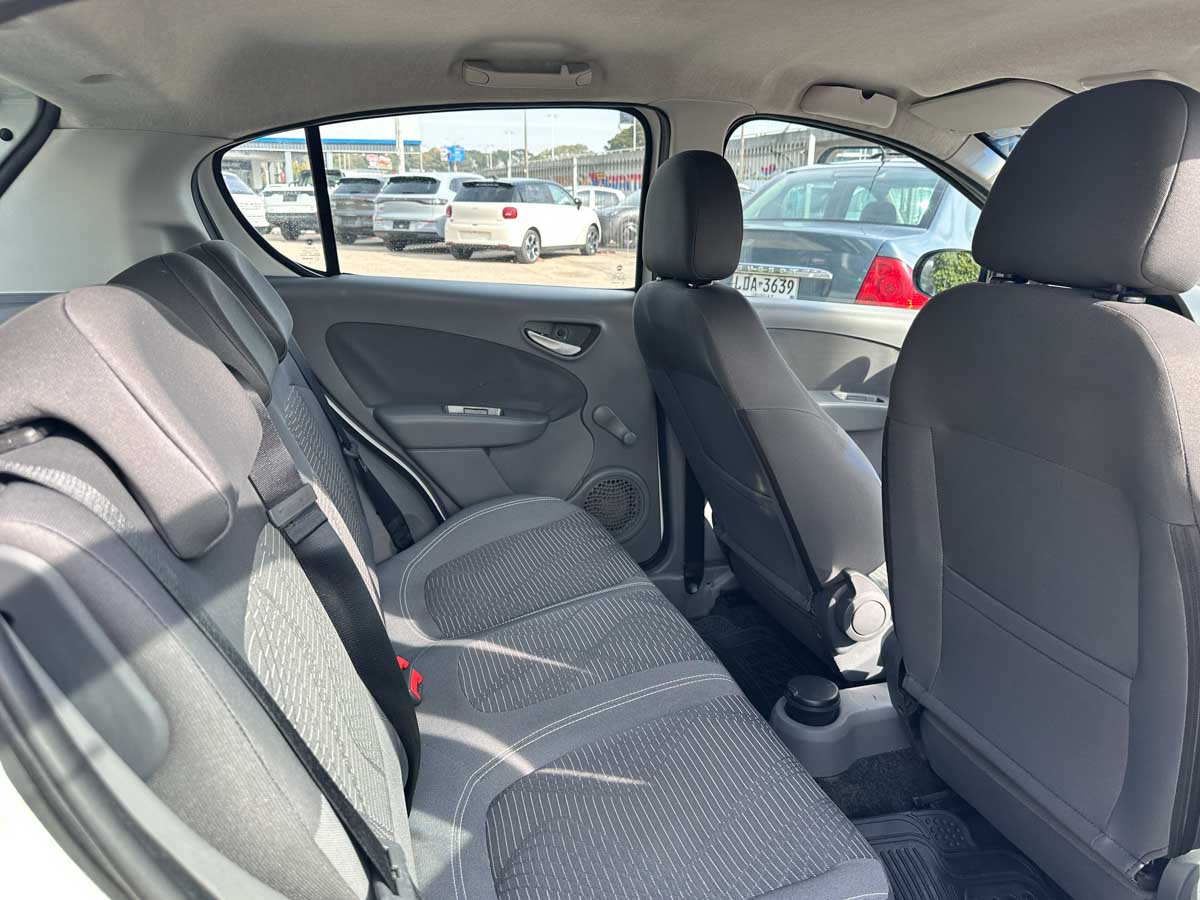 FIAT PALIO ATTRACTIVE 5PTS 1.4 FULL 2013