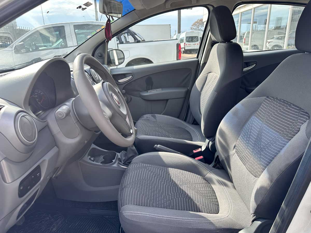 FIAT PALIO ATTRACTIVE 5PTS 1.4 FULL 2013