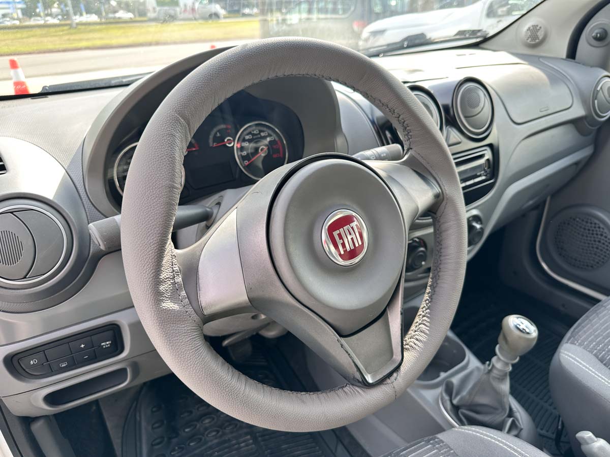 FIAT PALIO ATTRACTIVE 5PTS 1.4 FULL 2013