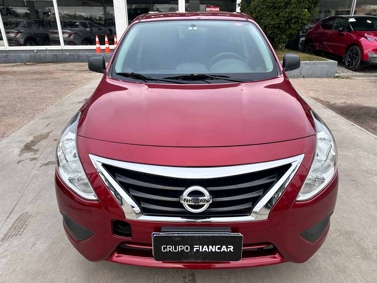 NISSAN VERSA DRIVE MT FULL SEDAN 4PTS 2020