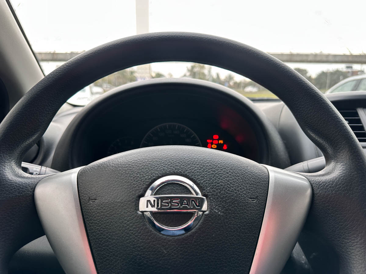 NISSAN VERSA DRIVE MT FULL SEDAN 4PTS 2020
