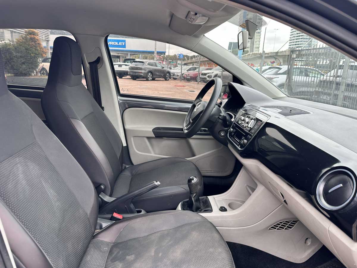 VOLKSWAGEN HIGH UP 1.0 FULL 2018