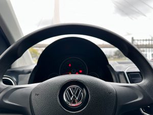 VOLKSWAGEN HIGH UP 1.0 FULL 2018