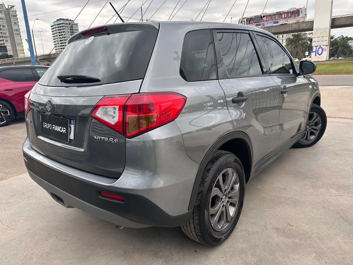 SUZUKI VITARA GL 1.6 FULL 4X2 5PTS 2017