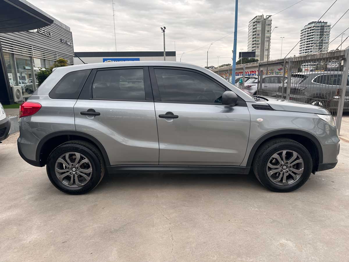SUZUKI VITARA GL 1.6 FULL 4X2 5PTS 2017