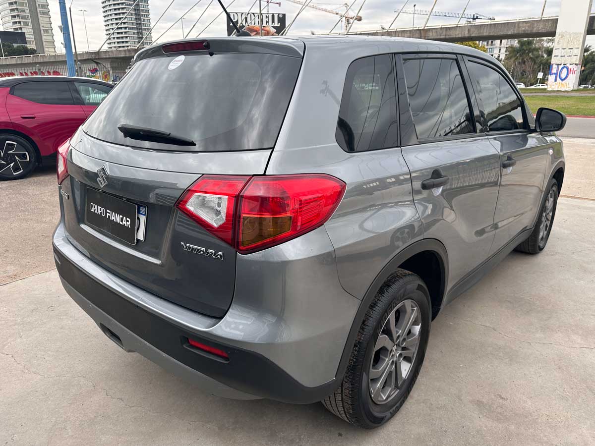 SUZUKI VITARA GL 1.6 FULL 4X2 5PTS 2017