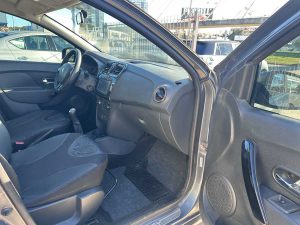 RENAULT STEPWAY PRIVILEGE 1.6 FULL MT 2019