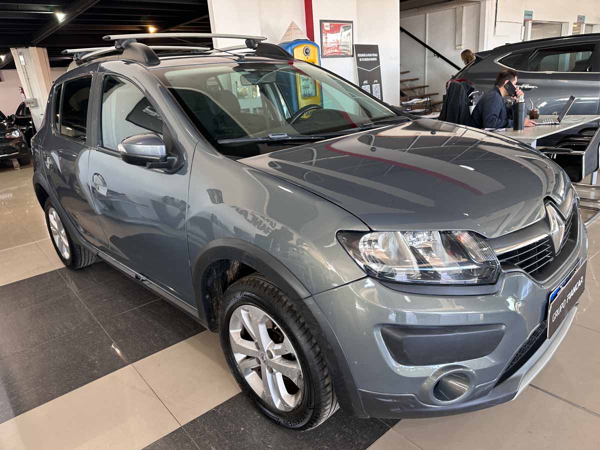 RENAULT SANDERO STEPWAY PRIVILEGE 1.6 FULL 5PTS 2018