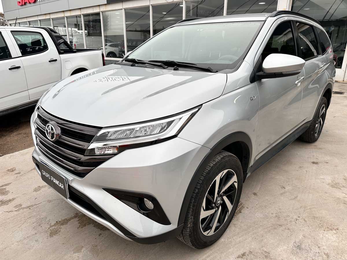 TOYOTA RUSH S PLUS 1.5 AT 7 PASAJEROS 2019