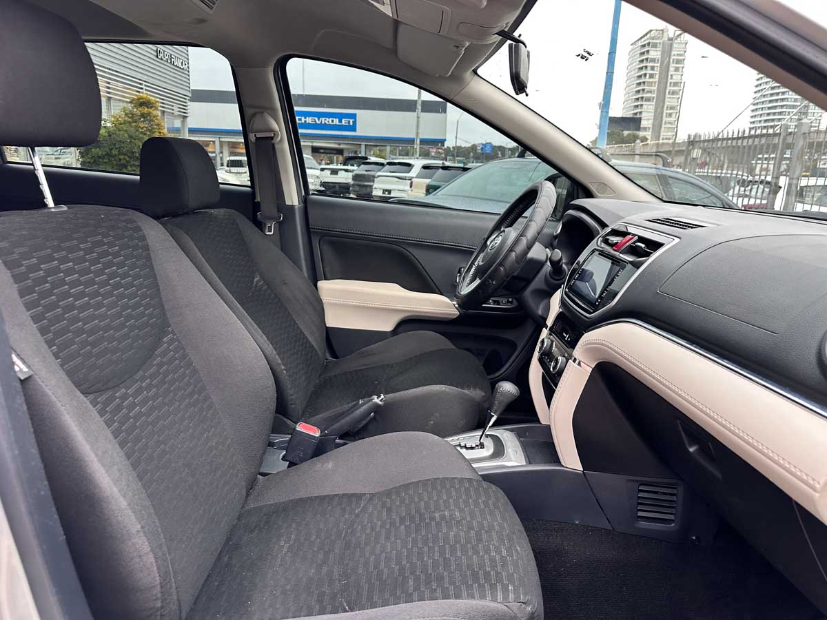 TOYOTA RUSH S PLUS 1.5 AT 7 PASAJEROS 2019