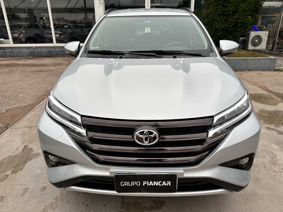 TOYOTA RUSH S PLUS 1.5 AT 7 PASAJEROS 2019