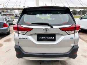 TOYOTA RUSH S PLUS 1.5 AT 7 PASAJEROS 2019