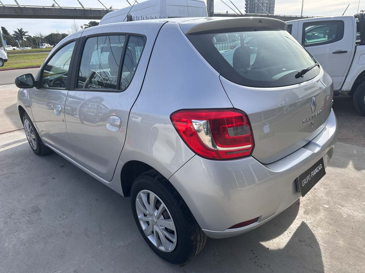 RENAULT SANDERO EXPRESSION 1.6 FULL 5PTS 2017