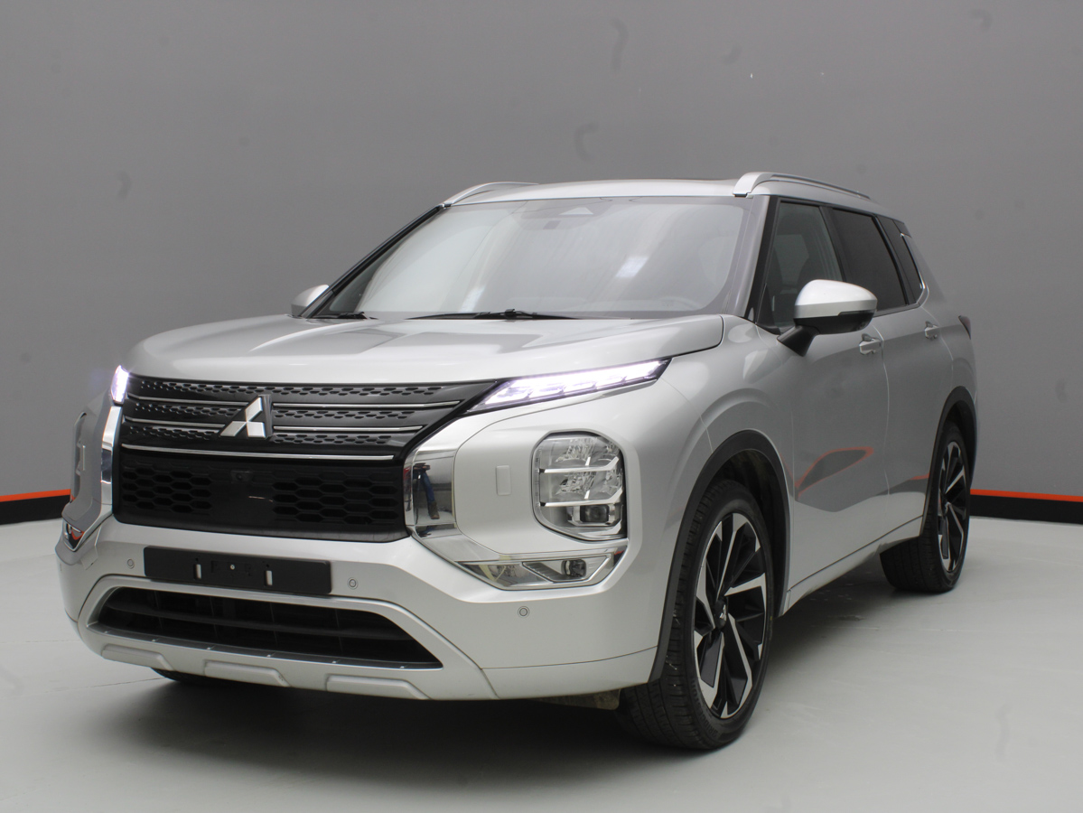 MITSUBISHI OUTLANDER GLS AWD 2024