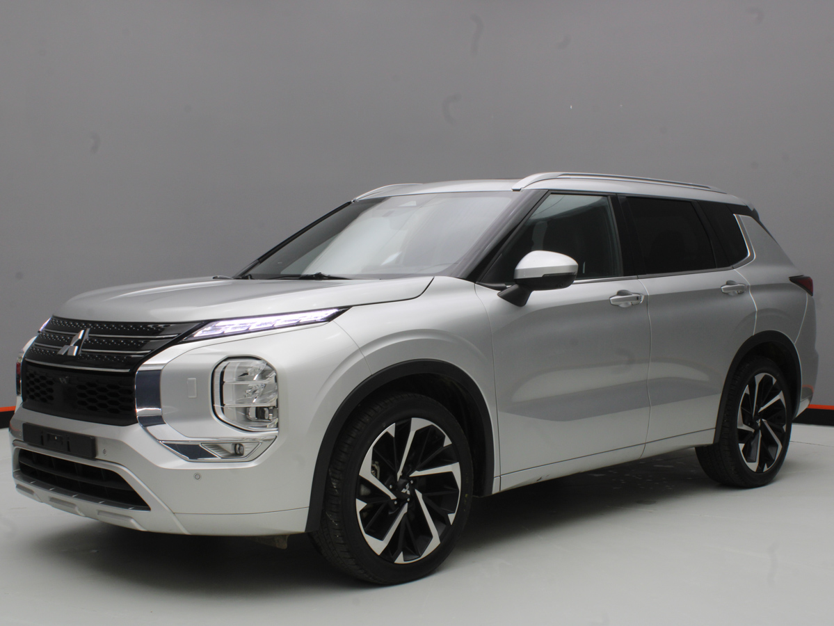 MITSUBISHI OUTLANDER GLS AWD 2024