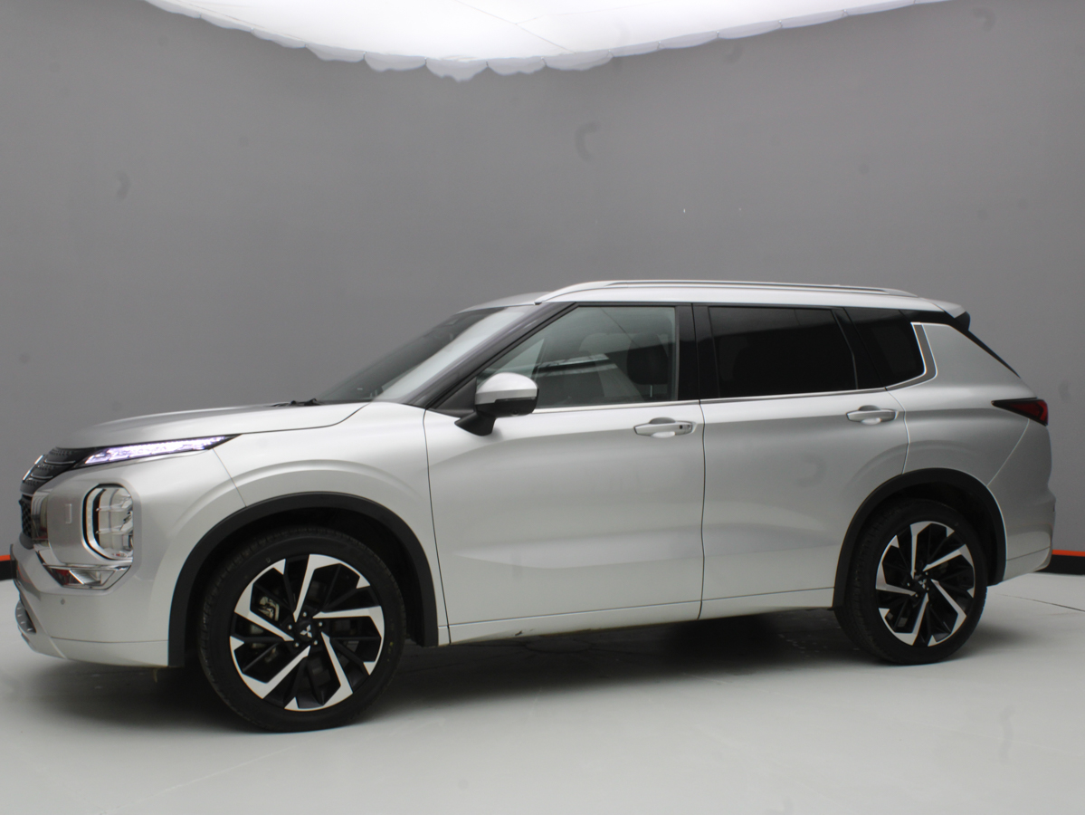 MITSUBISHI OUTLANDER GLS AWD 2024