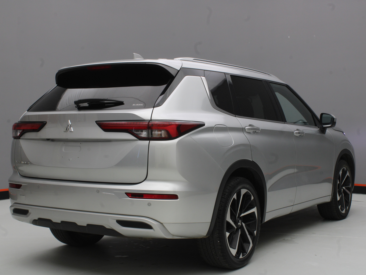 MITSUBISHI OUTLANDER GLS AWD 2024