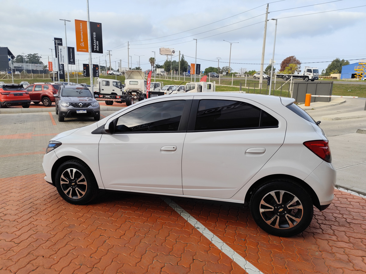 CHEVROLET ONIX LTZ 2014