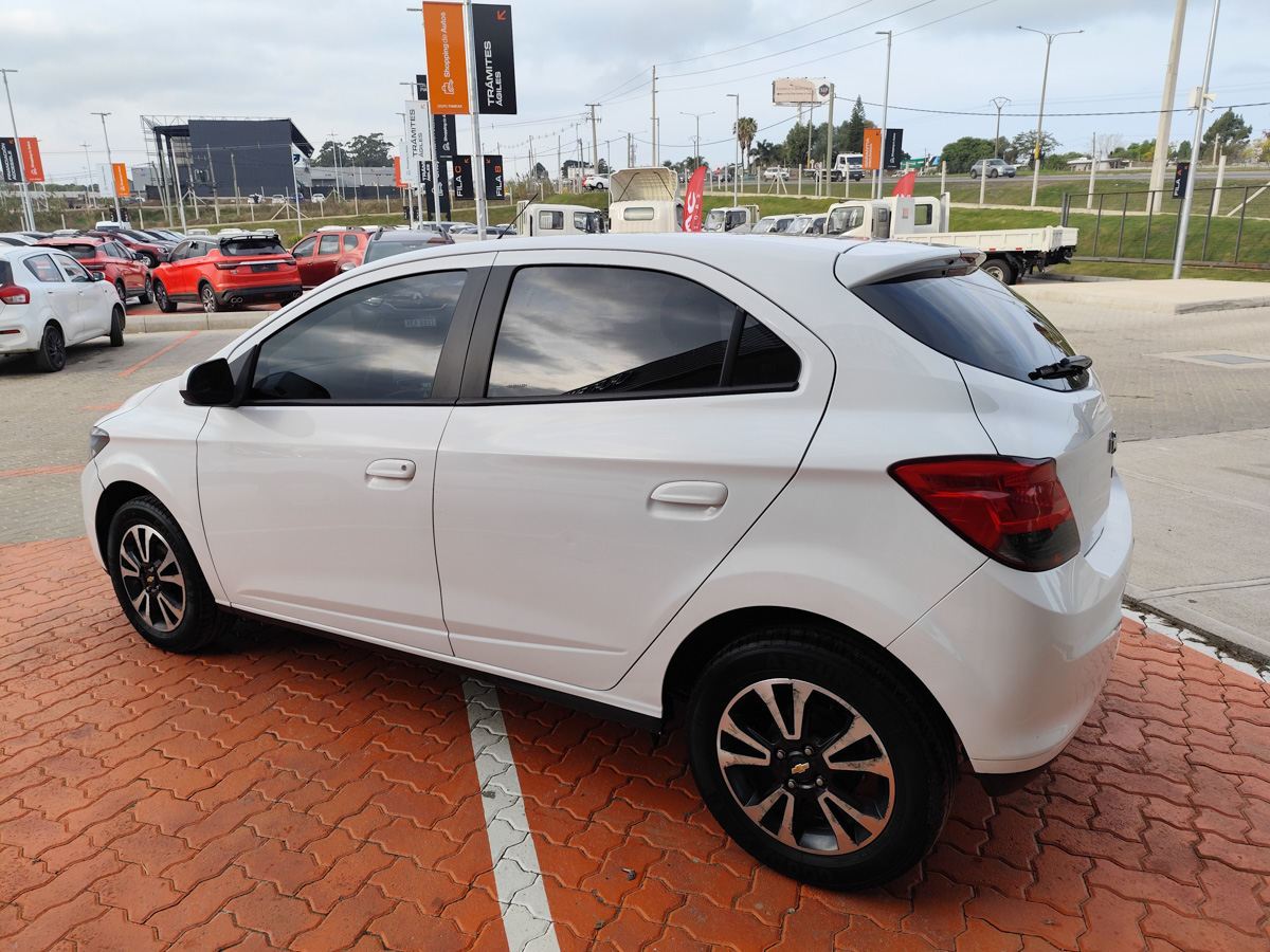 CHEVROLET ONIX LTZ 2014