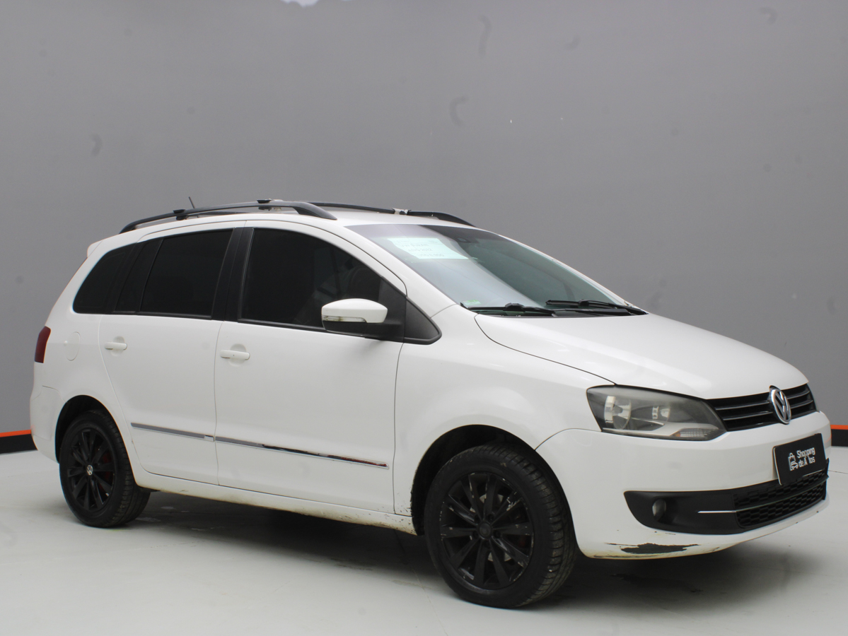 VOLKSWAGEN SURAN 2012