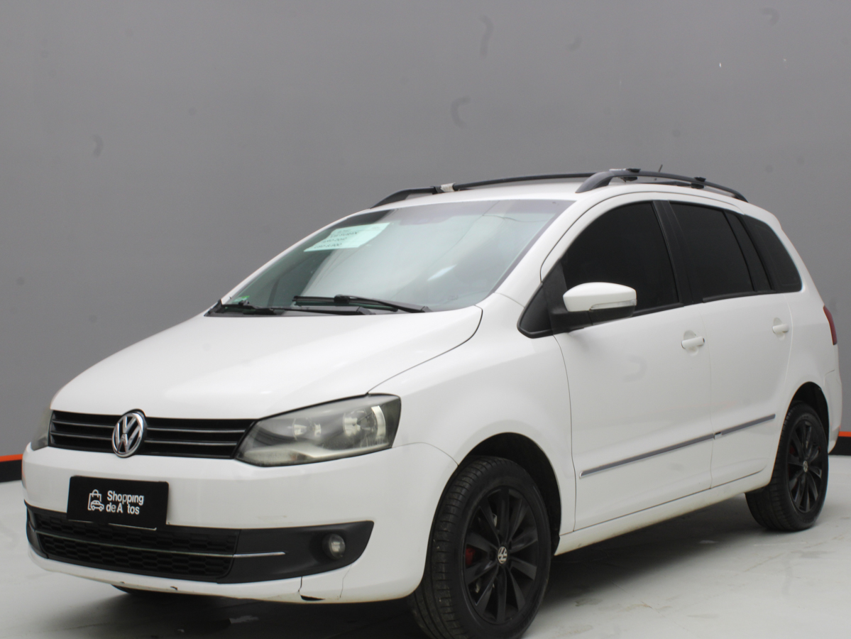 VOLKSWAGEN SURAN 2012