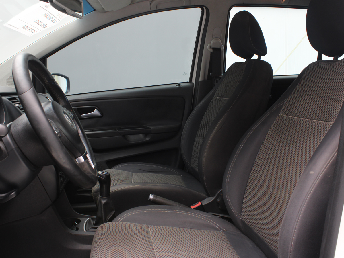 VOLKSWAGEN SURAN 2012