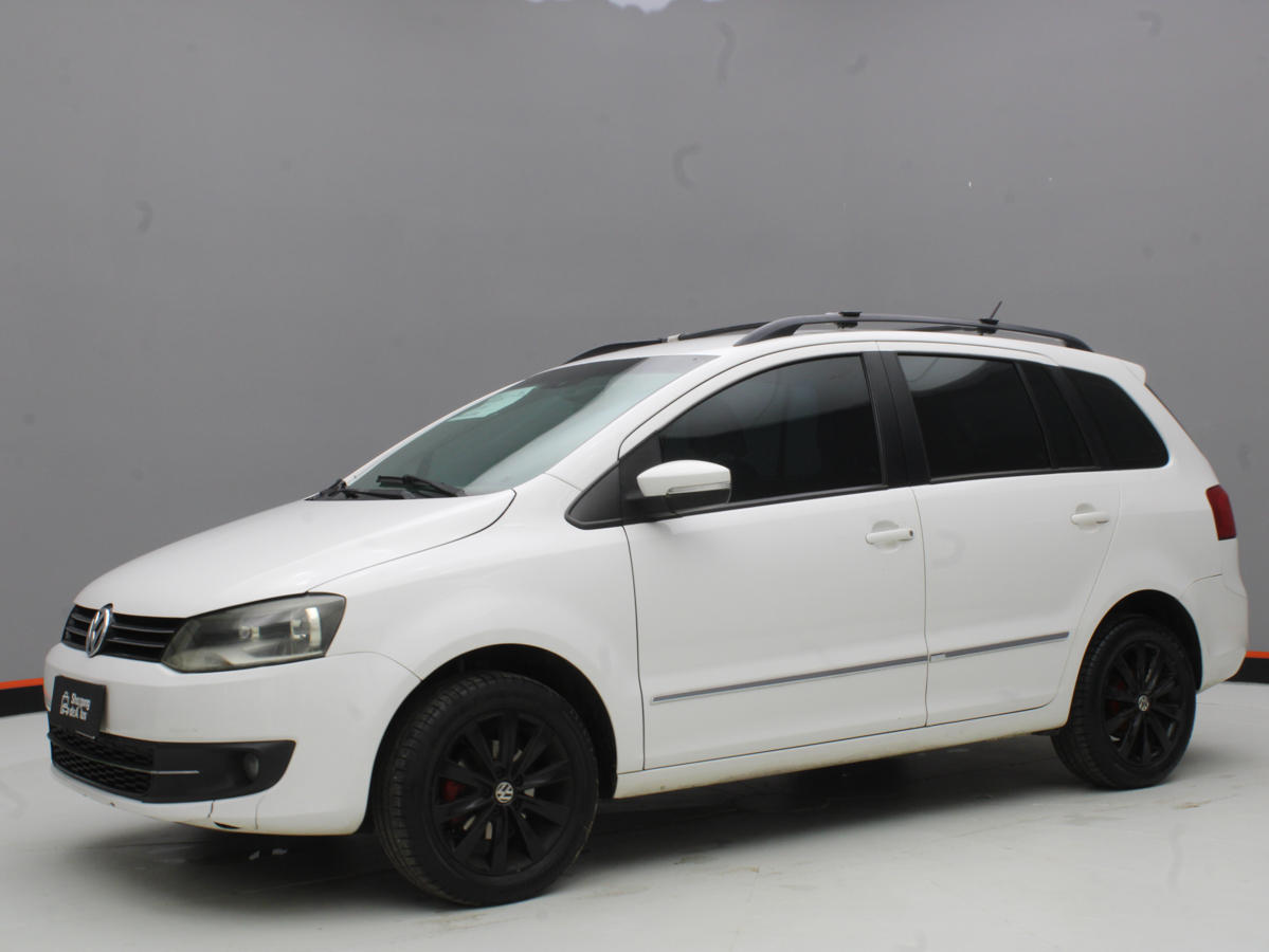 VOLKSWAGEN SURAN 2012