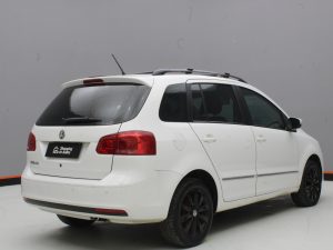 VOLKSWAGEN SURAN 2012