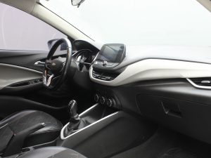 CHEVROLET ONIX PREMIER 2020
