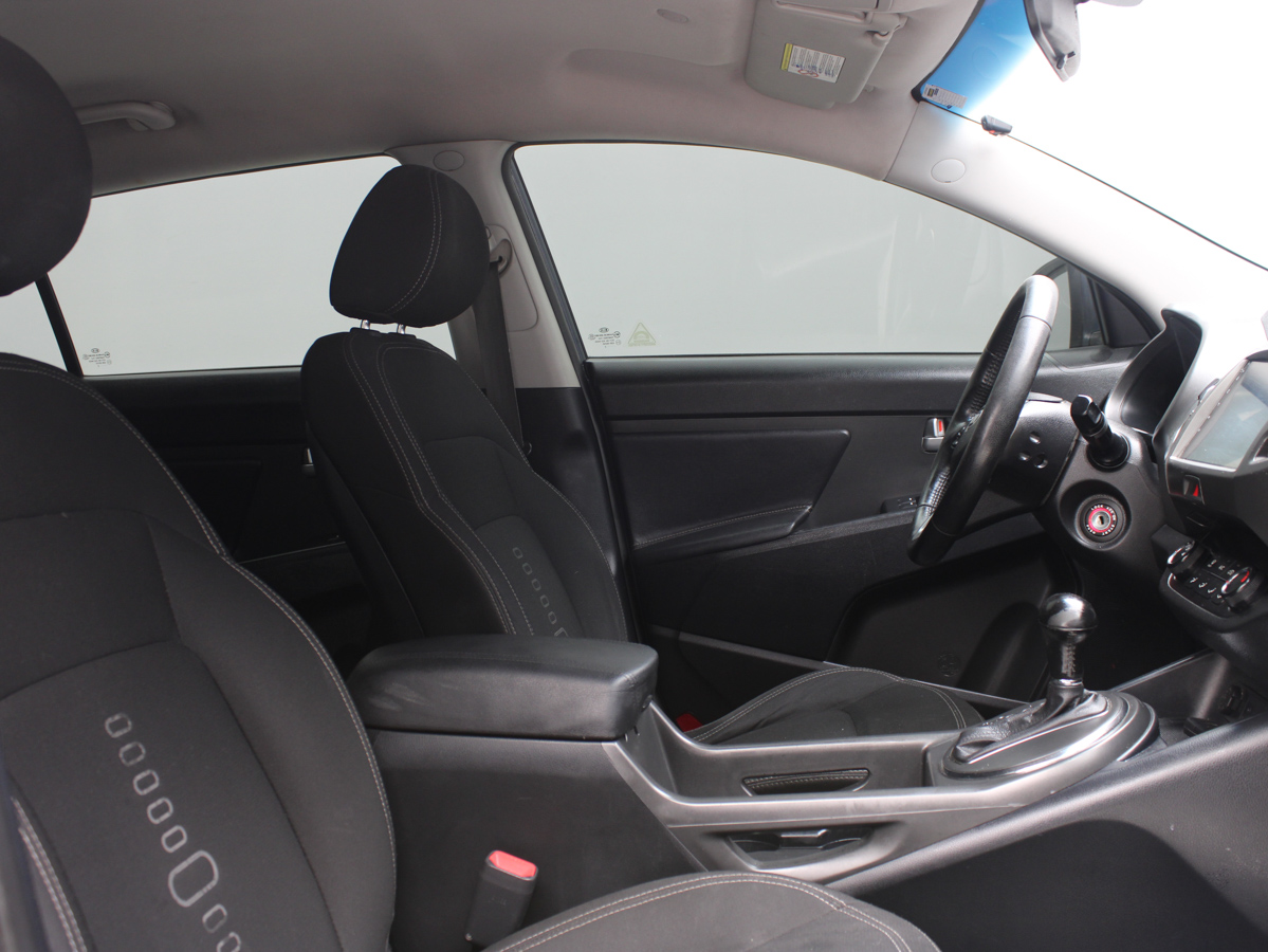 KIA SPORTAGE AT 2012