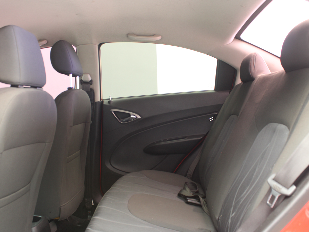 CHEVROLET SAIL LT 2015