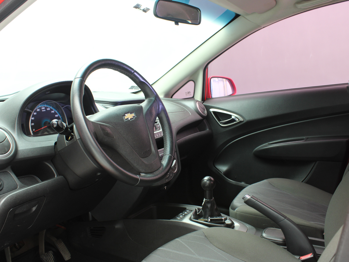 CHEVROLET SAIL LT 2015