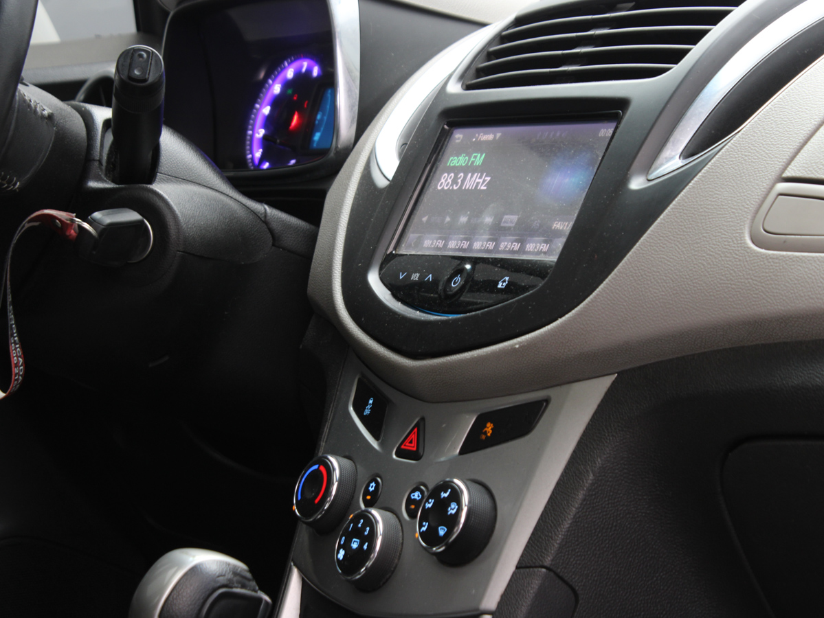 CHEVROLET TRACKER LTZ 2014
