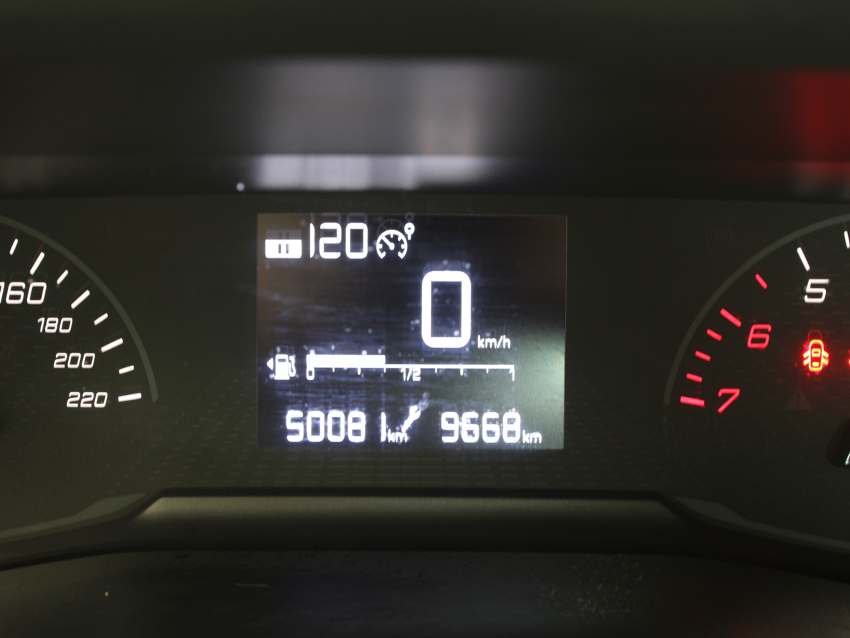 PEUGEOT 208 LIKE 2022