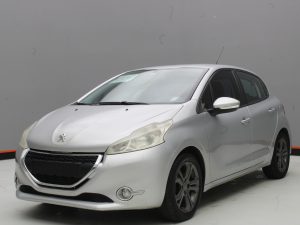 PEUGEOT 208 ACTIVE 2014