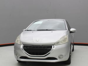 PEUGEOT 208 ACTIVE 2014