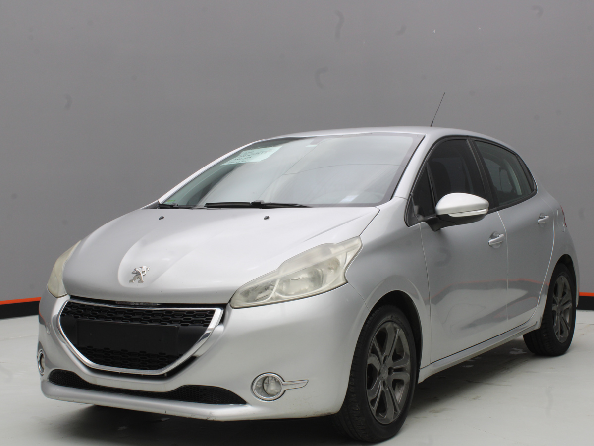 PEUGEOT 208 ACTIVE 2014