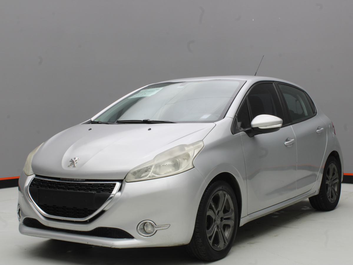 PEUGEOT 208 ACTIVE 2014