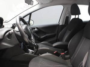 PEUGEOT 208 ACTIVE 2014