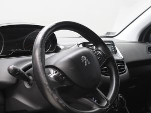 PEUGEOT 208 ACTIVE 2014