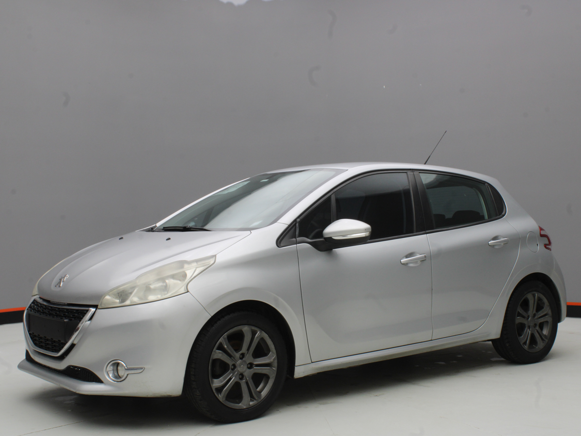PEUGEOT 208 ACTIVE 2014