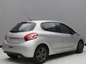 PEUGEOT 208 ACTIVE 2014