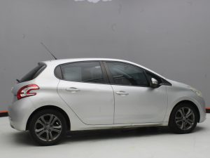 PEUGEOT 208 ACTIVE 2014