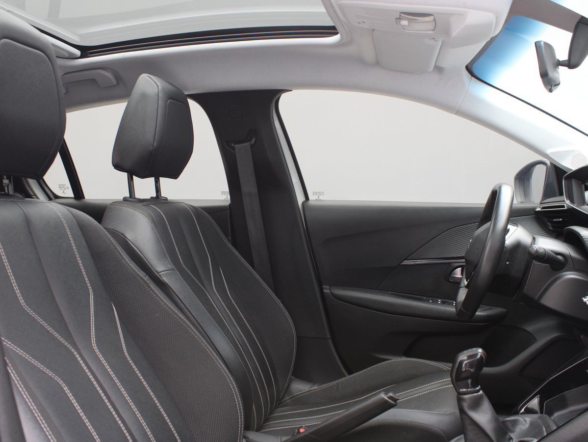PEUGEOT 208 ALLURE 2022