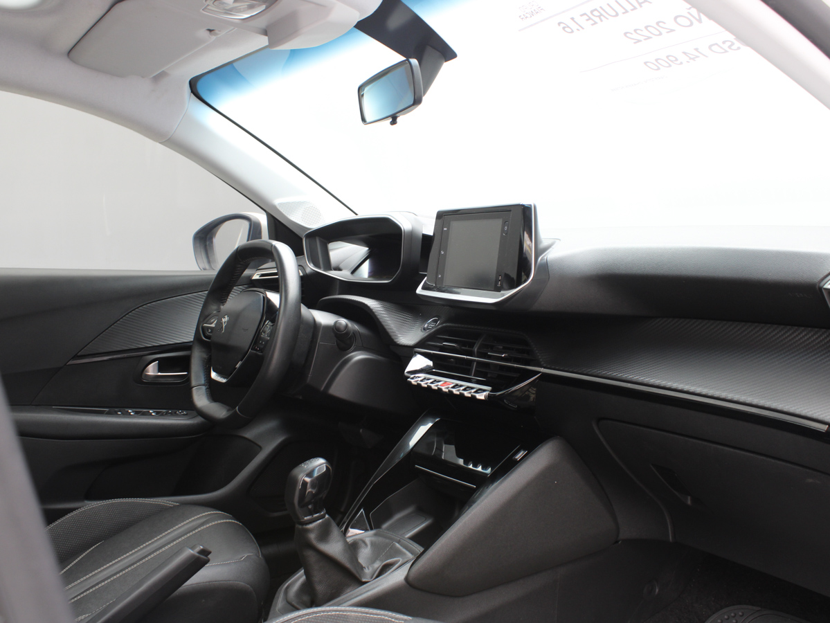 PEUGEOT 208 ALLURE 2022